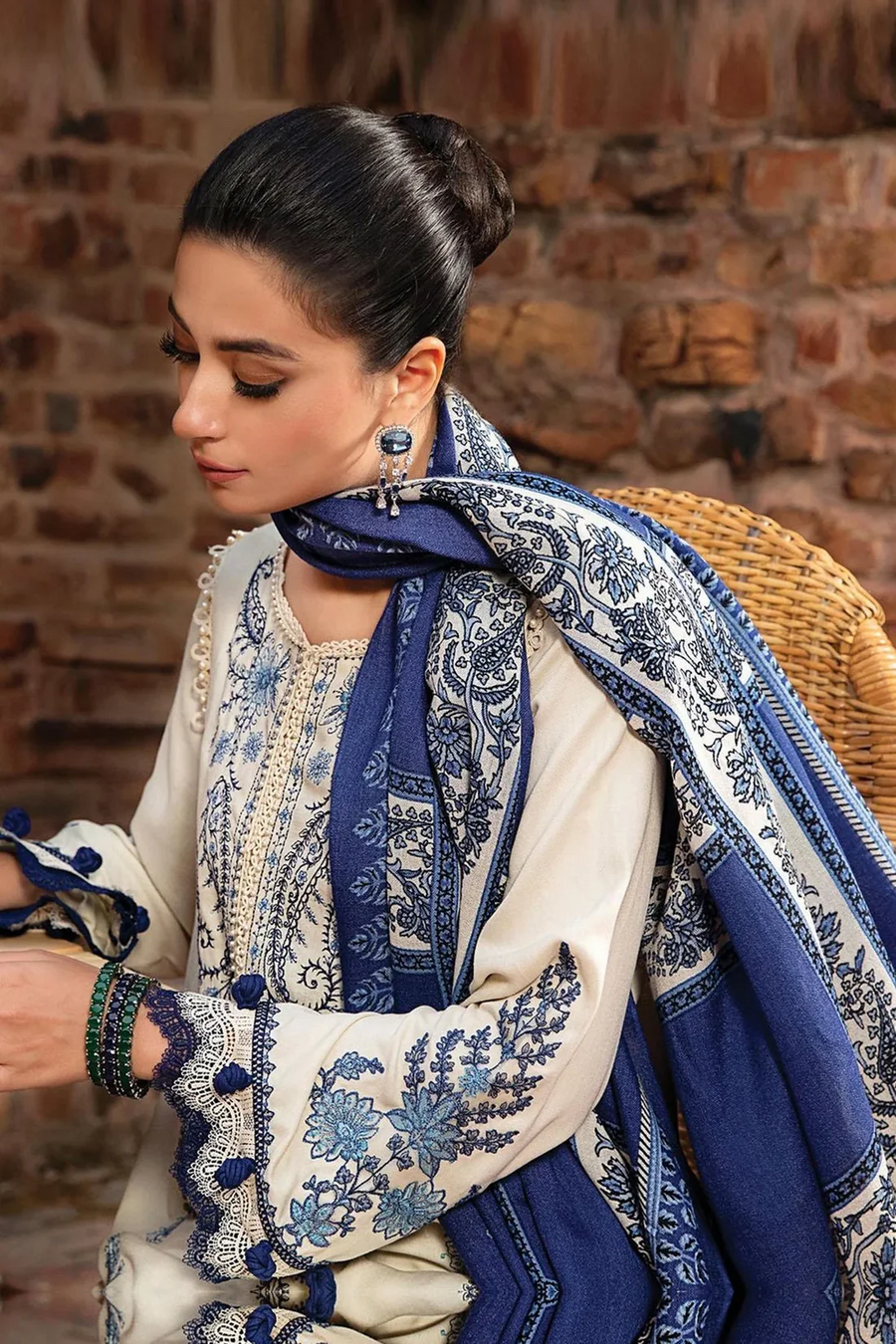 MARIA B - UNSTITCHED 3PC KHADDAR HEAVY EMBROIDERED WITH WOOL SHAWL - 14156