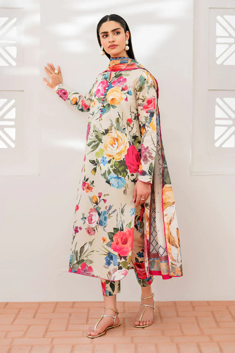 BAROUQE - 3PC UNSTITCHED KARANDI PRINTED SHIRT WITH KARANDI PRINTED DUPATTA AND TROUSER-12576 (Copy)KARANDI PRINTED SHIRT WITH KARANDI PRINTED DUPATTA AND TROUSER-12578