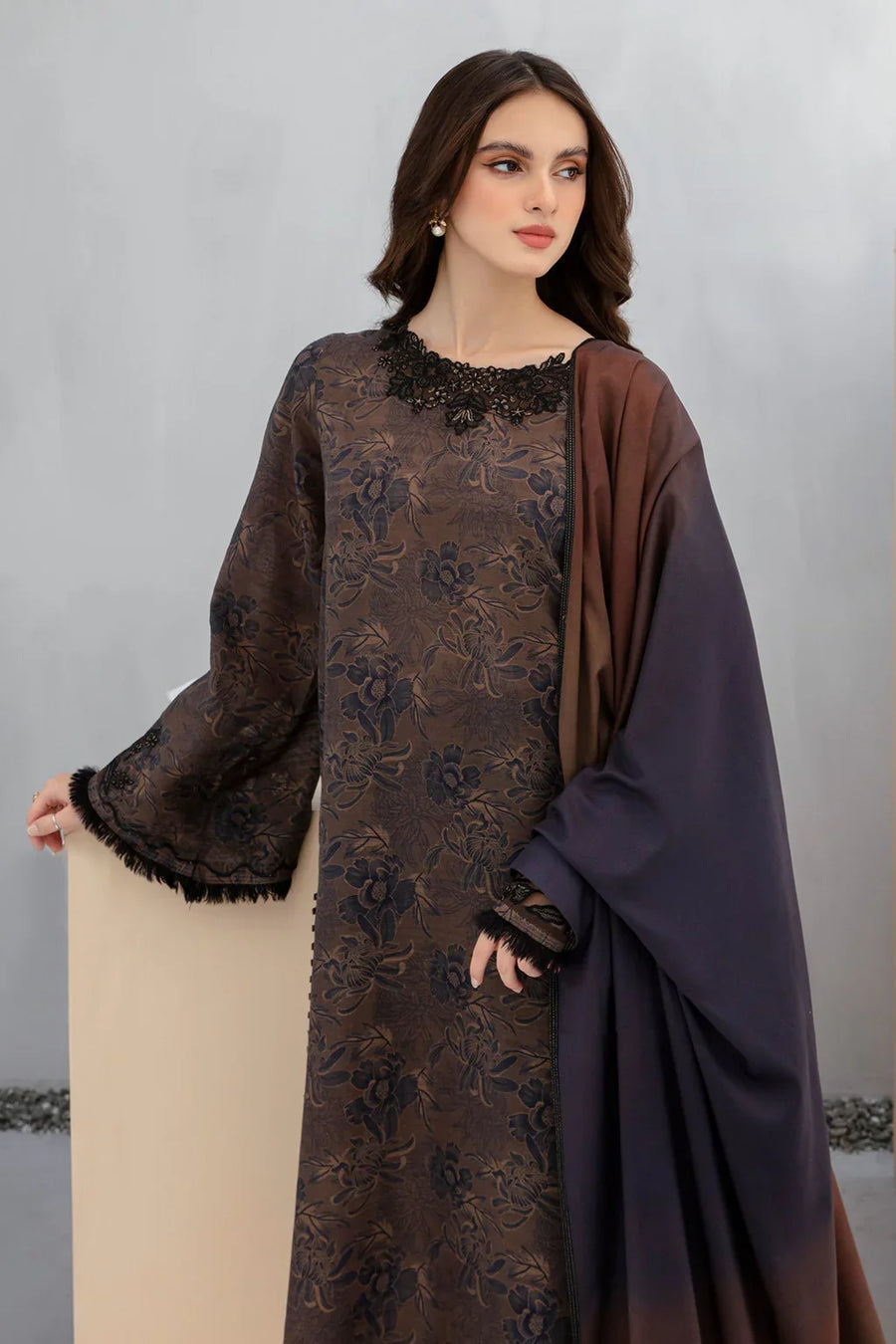 BAROQUE-3PC KHADDAR PRINTED SHIRT WITH KHADDAR PRINT DUPATTA AND PRINT TROUSER-12603