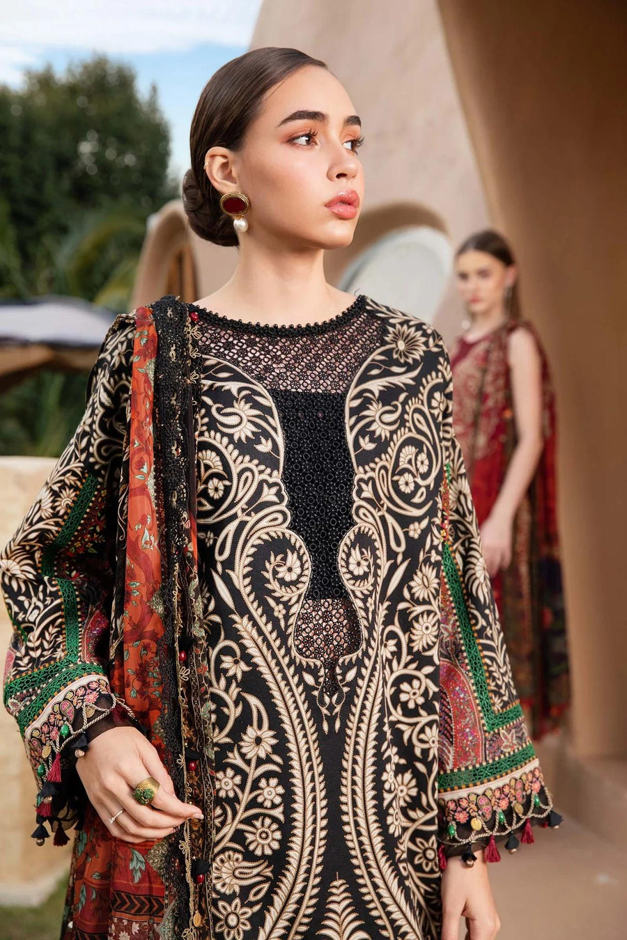 MARIA.B-3PC LAWN EMBROIDERED PRINTED SHIRT WITH CHIFFON PRINT DUPATTA AND PRINT TROUSER- NS 2517