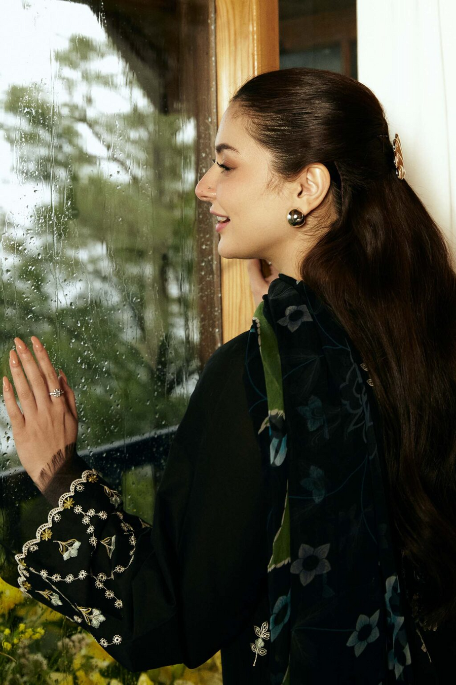 ZARA SHAHJAHAN - 3PC UNSTITCHED LAWN EMBROIDERED SHIRT PRINTED DUPATTA AND TROUSER-2853