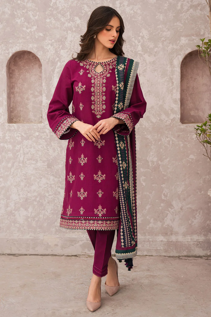 JAZMIN 3PC DHANAK EMBROIDERED SHIRT WITH COURTRAIWOOL PRINT SHAWL-4015