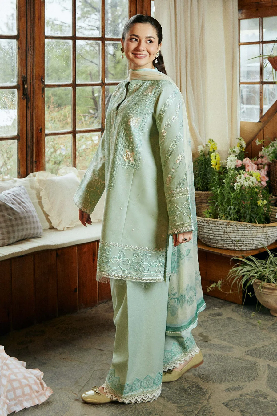 ZARA SHAHJAHAN - UNSTITCHED 3PC LAWN EMBROIDERED SHIRT WITH LAWN EMBROIDERED DUPATTA AND LAWN TROUSER - 3531