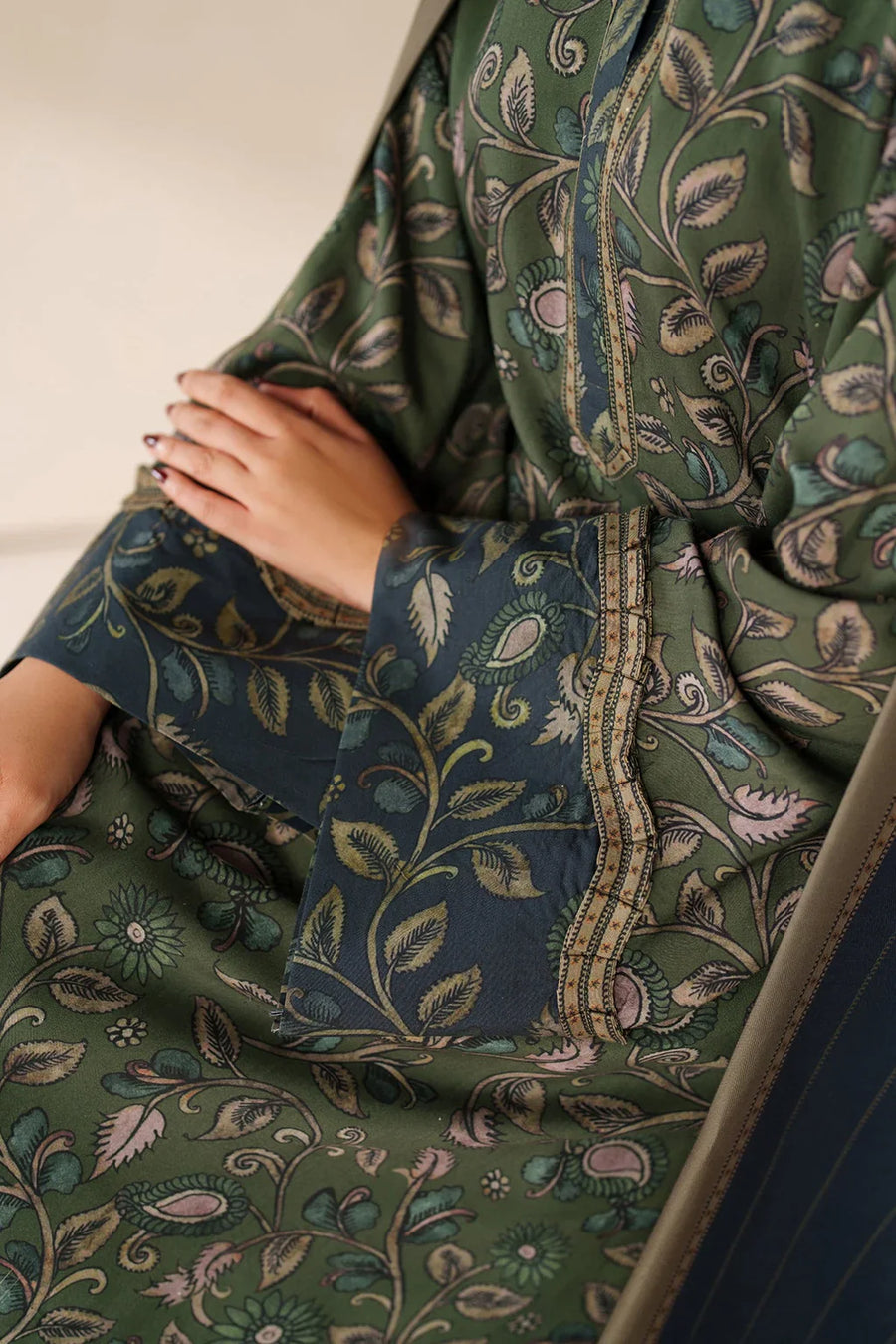 BAROQUE - 3PC USTITCHED VISCOSE PRINTED SHIRT WITH VISCOSE PRINTED DUPATTA AND TROUSER-12632