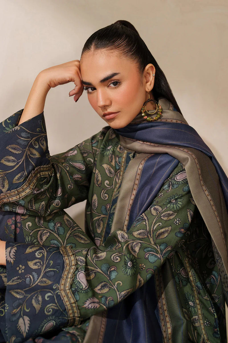 BAROQUE - 3PC USTITCHED VISCOSE PRINTED SHIRT WITH VISCOSE PRINTED DUPATTA AND TROUSER-12632