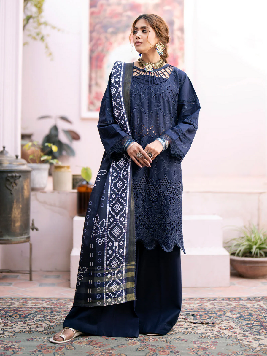 MAHNUR -3PC CHIKENKARI LAWN EMBROIDERED WITH DAIMOND PRINT DUPATTA- 4026