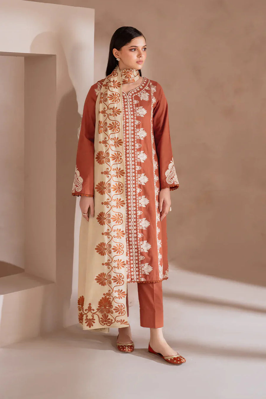 IZNIK- UNSTITCHED 3PC DHANAK EMBROIDERED WITH DHANAK EMBROIDERED SHAWL - 4246
