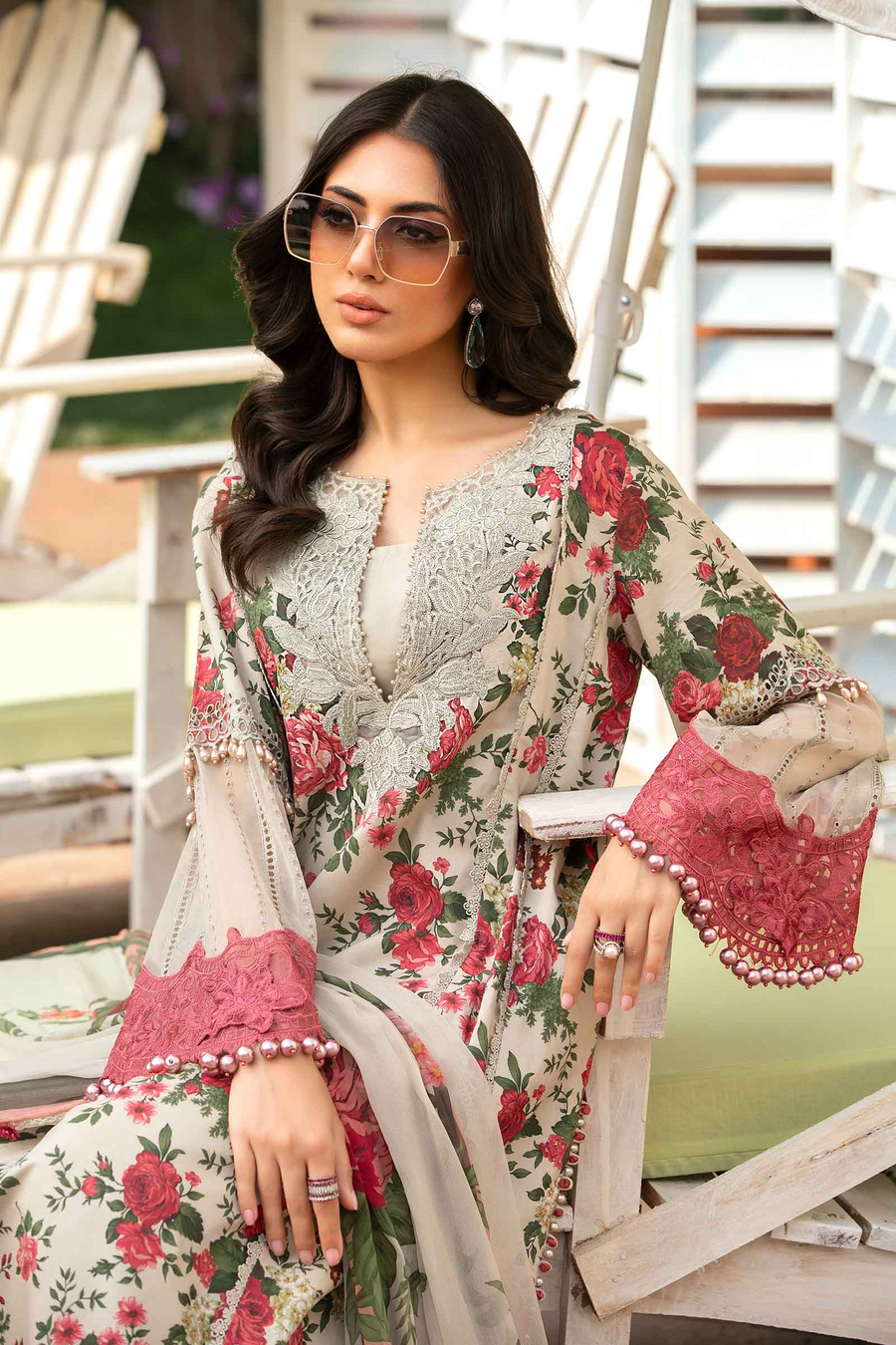 MARIA.B-3 Pcs Digital Printed Embroidered Lawn MB 425