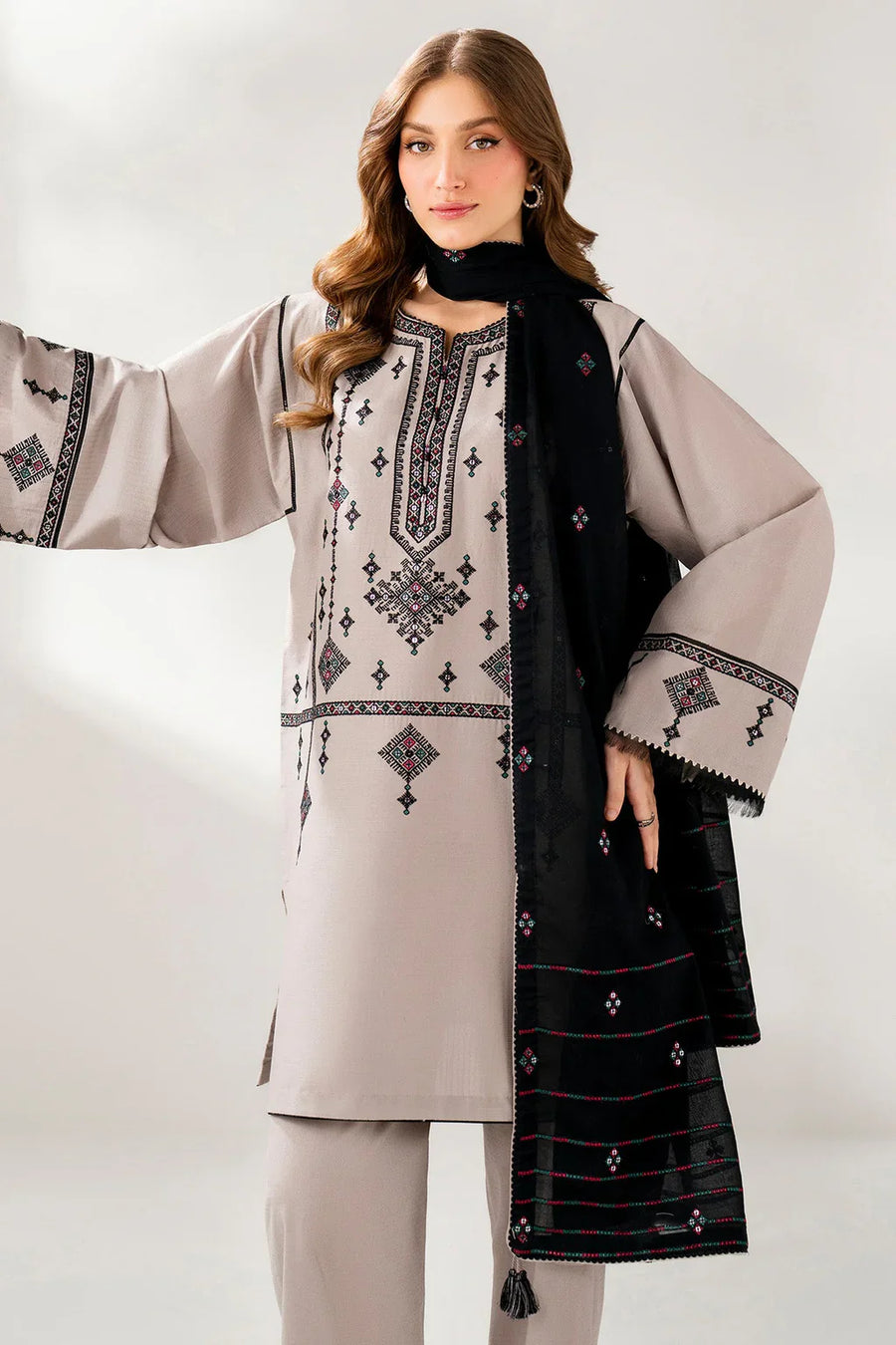 JAZMIN-3PC DHANAK EMBROIDERED SHIRT WITH CHIFFON EMB DUPATTA AND TROUSER-4192