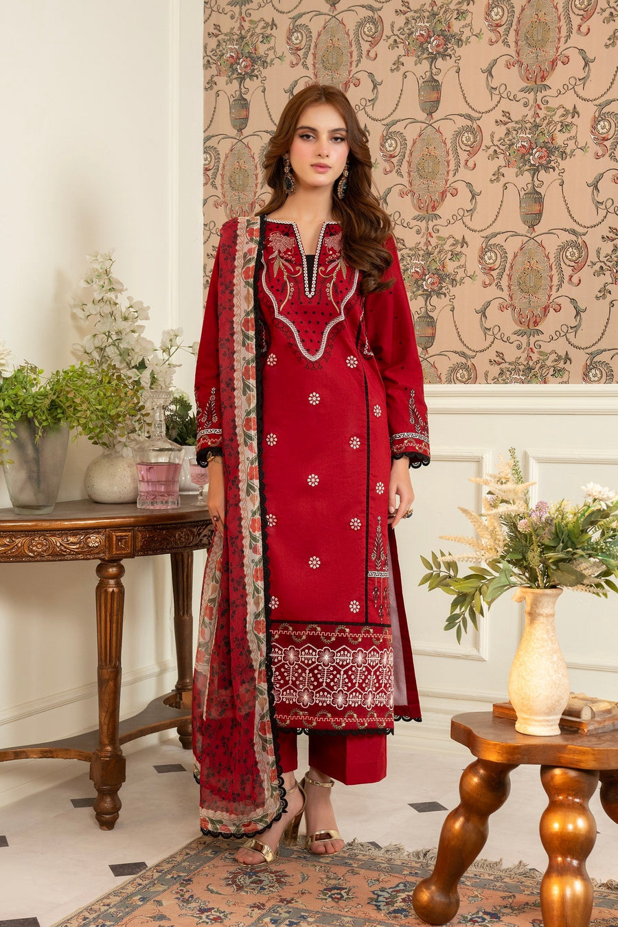 Maisa 3by Seven Star 3 Piece Stitched Embroidered Lawn | CLE-0201