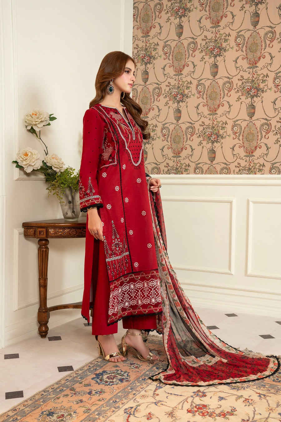 Maisa 3by Seven Star 3 Piece Stitched Embroidered Lawn | CLE-0201