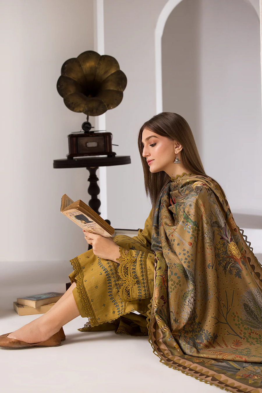 SOBIA NAZIR- 3PC UNSTITCHED LAWN EMBROIDERED SHIRT WITH MONARK PRINT DUPATTA AND TROUSER-3570