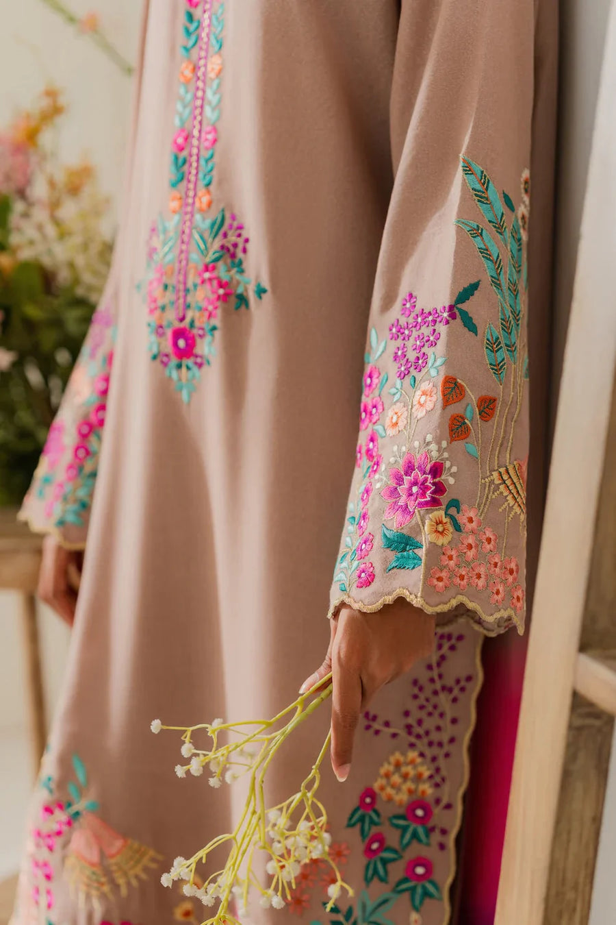 VINTAGE 3PC DHANAK EMBROIDERED SHIRT WITH TYE & DYE CHIFFON DUPATTA AND TROUSER-14265