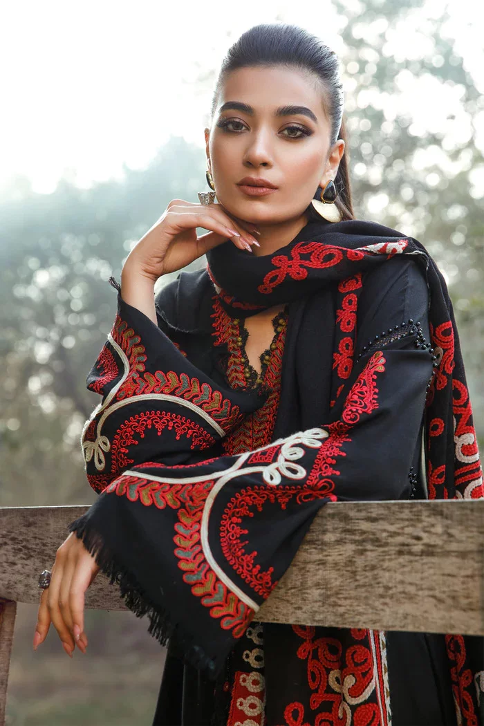 MARIA B -3PC KHADDAR HEAVY EMBROIDERED SHIRT WITH WOOL PRINT SHAWL AND TROUSER-13103 (A)